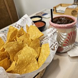 Azteca Mexican Grill - Chips, salsa and Margarita.