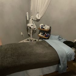 Zen Day Spa - Room set-up before lights were turned off and such