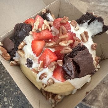 Cinnaholic - Bakeries Near Me - Dunwoody, Georgia