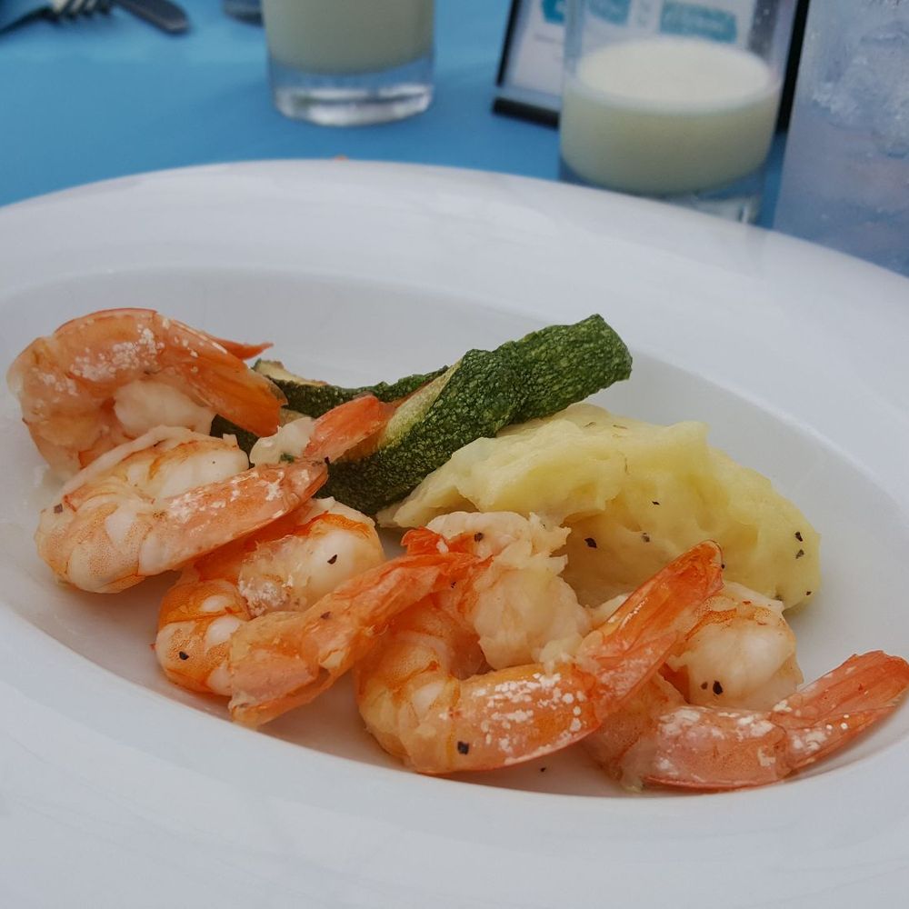 Careyes - Shrimp with garlic - Seafood Near Me - Cancún, ROO Careyes - Shrimp with garlic - Seafood Near Me - Cancún, ROO