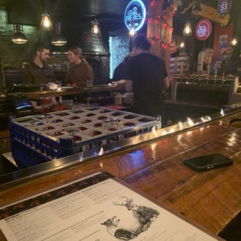 Q-de-Sac - Fireballs light up the bar! - Gastropubs Near Me - Quebec City, Quebec Q-de-Sac - Fireballs light up the bar! - Gastropubs Near Me - Quebec City, Quebec