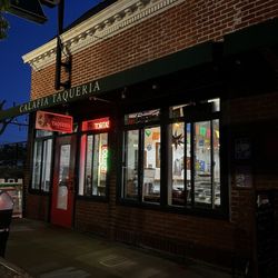 Calafia Taqueria - Outside
