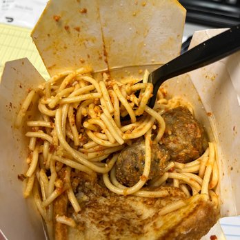 Mom's Spaghetti - Dry Dry Dry...very disappointing - Sandwiches Near Me - Detroit, Michigan Mom's Spaghetti - Dry Dry Dry...very disappointing - Sandwiches Near Me - Detroit, Michigan