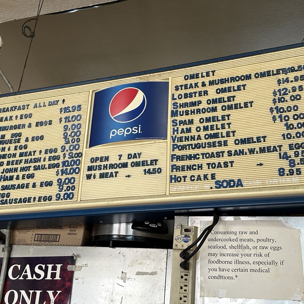 Ray's Café - American Near Me - Honolulu, Hawaii Ray's Café - American Near Me - Honolulu, Hawaii