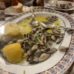 La Giralda IV - Coquinas. Please. My husband doesn't eat anything like this and he had 3rds.