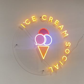 Ice Cream Social - Ice Cream Social sign - Ice Cream & Frozen Yogurt Near Me - Madison, Wisconsin