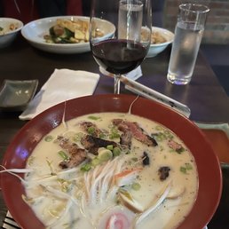 Ramen noodle bowl with steak Ramen noodle bowl with steak