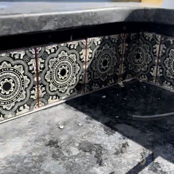 Frogmen Construction - Custom outdoor kitchen and bar - Carpenters Near Me Frogmen Construction - Custom outdoor kitchen and bar - Carpenters Near Me