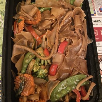 Thai Chili Ouray - Vegan drunken noodles, medium spicy - Thai Near Me - Ouray, Colorado Thai Chili Ouray - Vegan drunken noodles, medium spicy - Thai Near Me - Ouray, Colorado