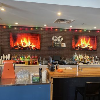 The Parkmoor - Love the reel to reel! - Desserts Near Me - Webster Groves, Missouri