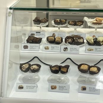 See's Candies - Candy Stores Near Me - San Mateo, California