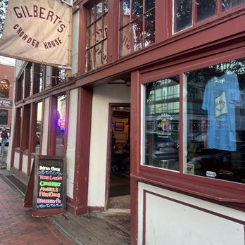 Gilbert's Chowder House - Entrance - Seafood Near Me - Portland, Maine