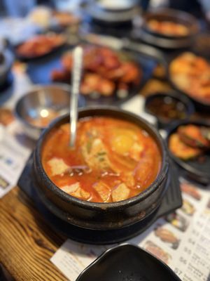BCD Tofu House by null