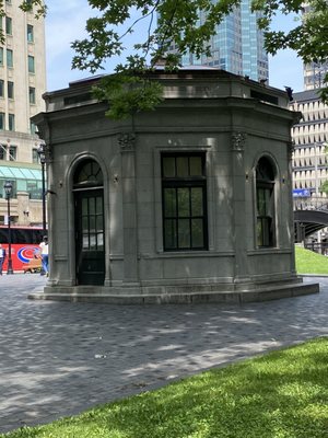 Dorchester Square by null