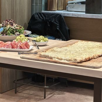 Eataly - Mozzarella class food included - International Grocery Near Me - West Palm Beach, Florida