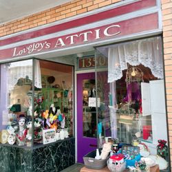 Lovejoy's Attic - Outside