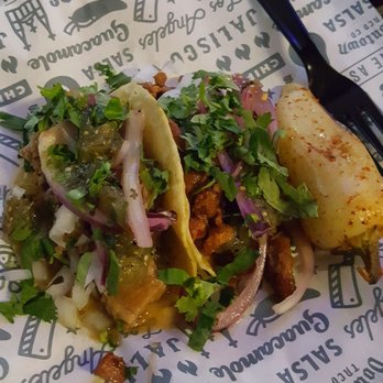 Downtown Taco - Suadero (l) & Al Pastor (r) Dressed-Up Tacos (12/14/19). #LittleTokyo #ArtsDistrict #AngelCityBrewery #FoodTruck #MexicanFood - Tacos Near Me - Los Ángeles , California Downtown Taco - Suadero (l) & Al Pastor (r) Dressed-Up Tacos (12/14/19). #LittleTokyo #ArtsDistrict #AngelCityBrewery #FoodTruck #MexicanFood - Tacos Near Me - Los Ángeles , California