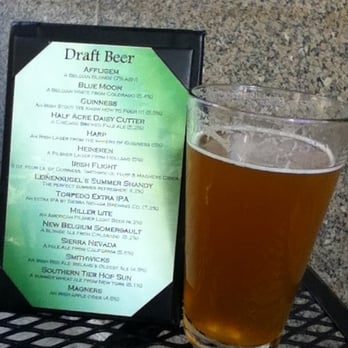 Emerald Loop - Half Acre Daisy Clutter, a Chicago-brewed pale ale, is $6 and quite spicy. - Irish Pub Near Me - Chicago, Illinois