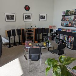 Blind Dog Hifi And Records