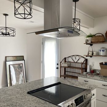 Burlington Handyman - New range hood install- After 2 - Handyman Near Me Burlington Handyman - New range hood install- After 2 - Handyman Near Me