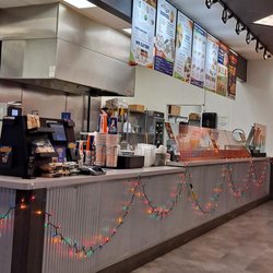 Hot Head Burritos - The line to order and pay.