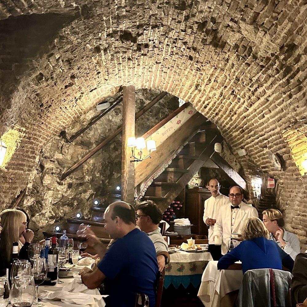 Botín - Spanish Near Me - Madrid, M