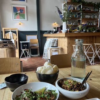 Sama Sama Kitchen - Cocktail Bars Near Me - Santa Barbara, California