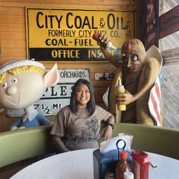 Sparkys BBQ and Espresso - My new buddies! - Burgers Near Me - Hatch, New Mexico Sparkys BBQ and Espresso - My new buddies! - Burgers Near Me - Hatch, New Mexico