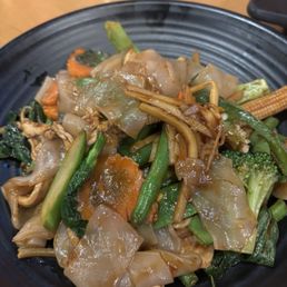 N9. Pad Kee Mao Noodles N9. Pad Kee Mao Noodles