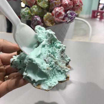 Maddie's Ice Cream - New ice cream Shoppe in Brusly, LA - Ice Cream & Frozen Yogurt Near Me - Brusly, Louisiana Maddie's Ice Cream - New ice cream Shoppe in Brusly, LA - Ice Cream & Frozen Yogurt Near Me - Brusly, Louisiana