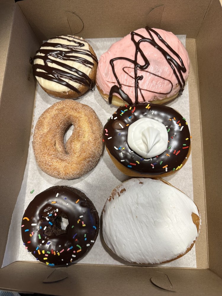 SPRINKLES DONUT SHOP 1237 Leonard St NE, Grand Rapids, MI Yelp