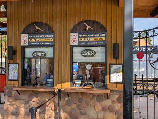 Cheyenne Mountain Zoo by null