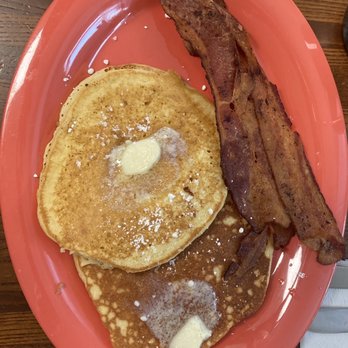 Deb's Bristol Diner - Pancakes and Bacon - Diners Near Me - Bristol, Maine
