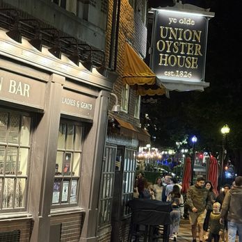 Union Oyster House - Seafood Near Me - Boston, Massachusetts Union Oyster House - Seafood Near Me - Boston, Massachusetts