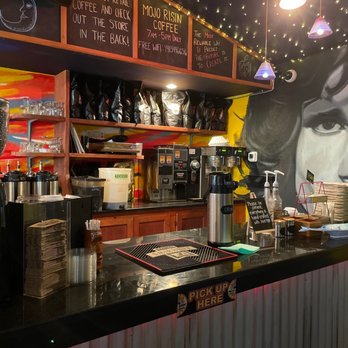 Mojo Risin’ - Waiting for coffee, great vibes! - Coffee & Tea Near Me - Sarasota, Florida