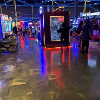 Main Event Louisville - Arcades Near Me - Louisville, Kentucky