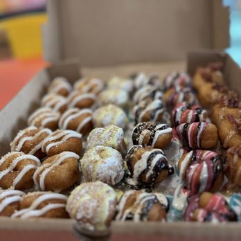 Sugar llamas - Fort Smith - 36 Donuts - various flavors - Donuts Near Me - Fort Smith, Arkansas Sugar llamas - Fort Smith - 36 Donuts - various flavors - Donuts Near Me - Fort Smith, Arkansas