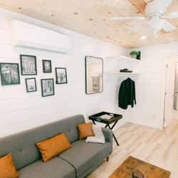 Eden Gardens - Living space Bungalow
