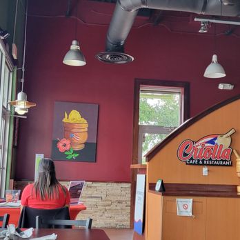 La Criolla Cafe & Restaurant - Decor - Cafes Near Me - Davenport, Florida