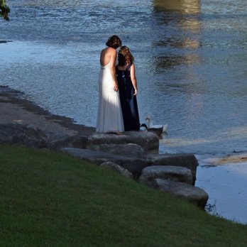 Inn on the River - Hotels Near Me - Glen Rose, Texas Inn on the River - Hotels Near Me - Glen Rose, Texas