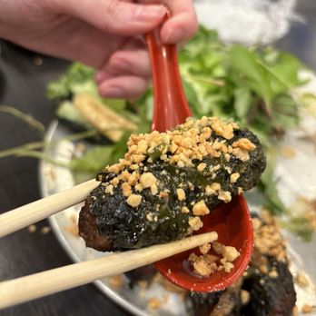 LC Pho - Vietnamese Near Me - Chicago, Illinois