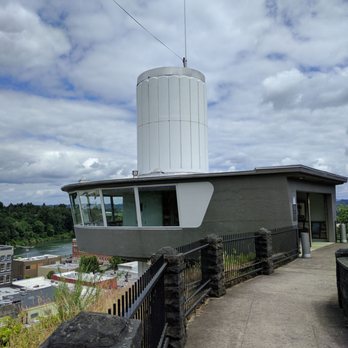 Oregon City Municipal Elevator - Landmarks & Historical Buildings Near Me - Oregon City, Oregon