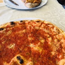 O Sole Mio - Calzone klassik & Pizzabrot a la passata di pomodoro