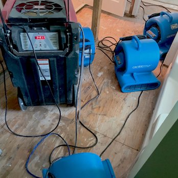 R4 Restoration - Dehumidifiers and Air Movers in a Water Damaged Bathroom - General Contractors Near Me - Suwanee, Georgia R4 Restoration - Dehumidifiers and Air Movers in a Water Damaged Bathroom - General Contractors Near Me - Suwanee, Georgia