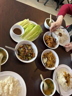 Khambawi Restaurant & Grocery by null