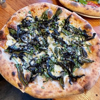 LOVELY’S FIFTY FIFTY - Updated February 2025 - 565 Photos & 557 Reviews - 4039 Mississippi Ave N