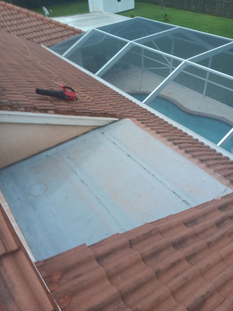 Slide of Challenger Roofing