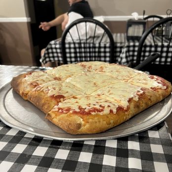 Algieri's Pizza Restaurant - Plain Sicilian from the side so you can see the thicccccccness - Pizza Near Me - Belleville, New Jersey Algieri's Pizza Restaurant - Plain Sicilian from the side so you can see the thicccccccness - Pizza Near Me - Belleville, New Jersey