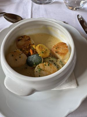 Auberge de Cendrillon by null