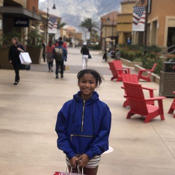 Desert Hills Premium Outlets - Windy as Chicago today! - Shopping Centers Near Me - Cabazon, California